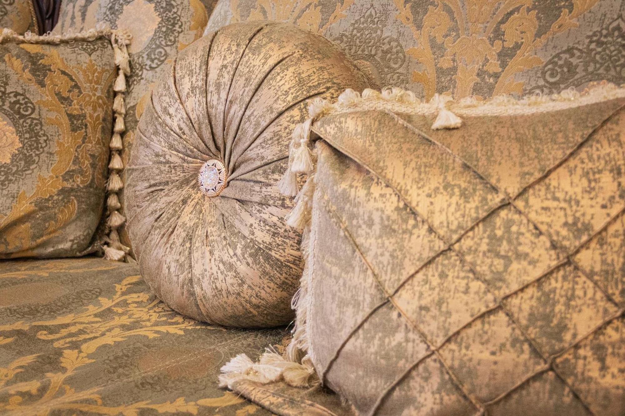 Central Luxury Antique Apartment Warna Zewnętrze zdjęcie