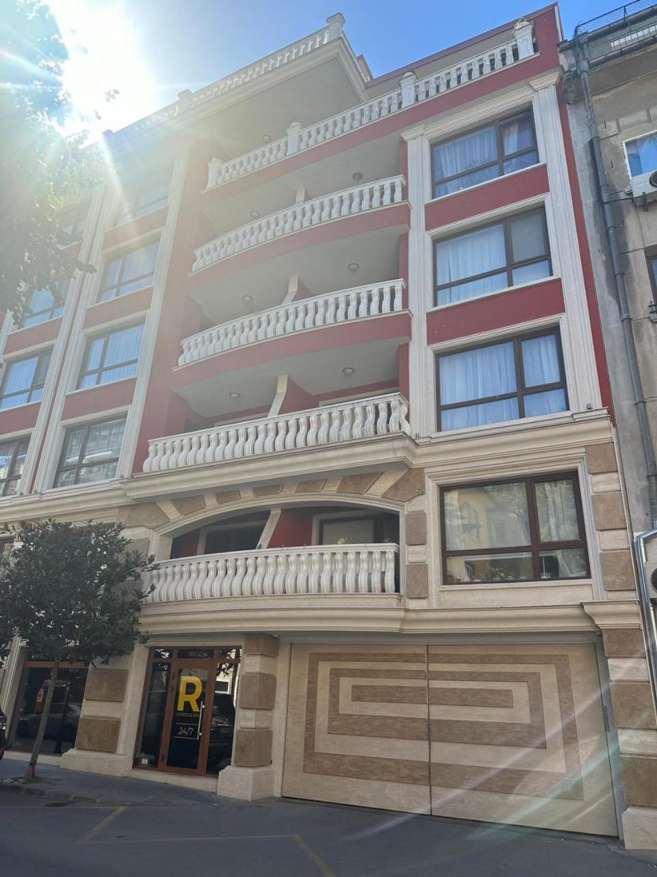 Central Luxury Antique Apartment Warna Zewnętrze zdjęcie